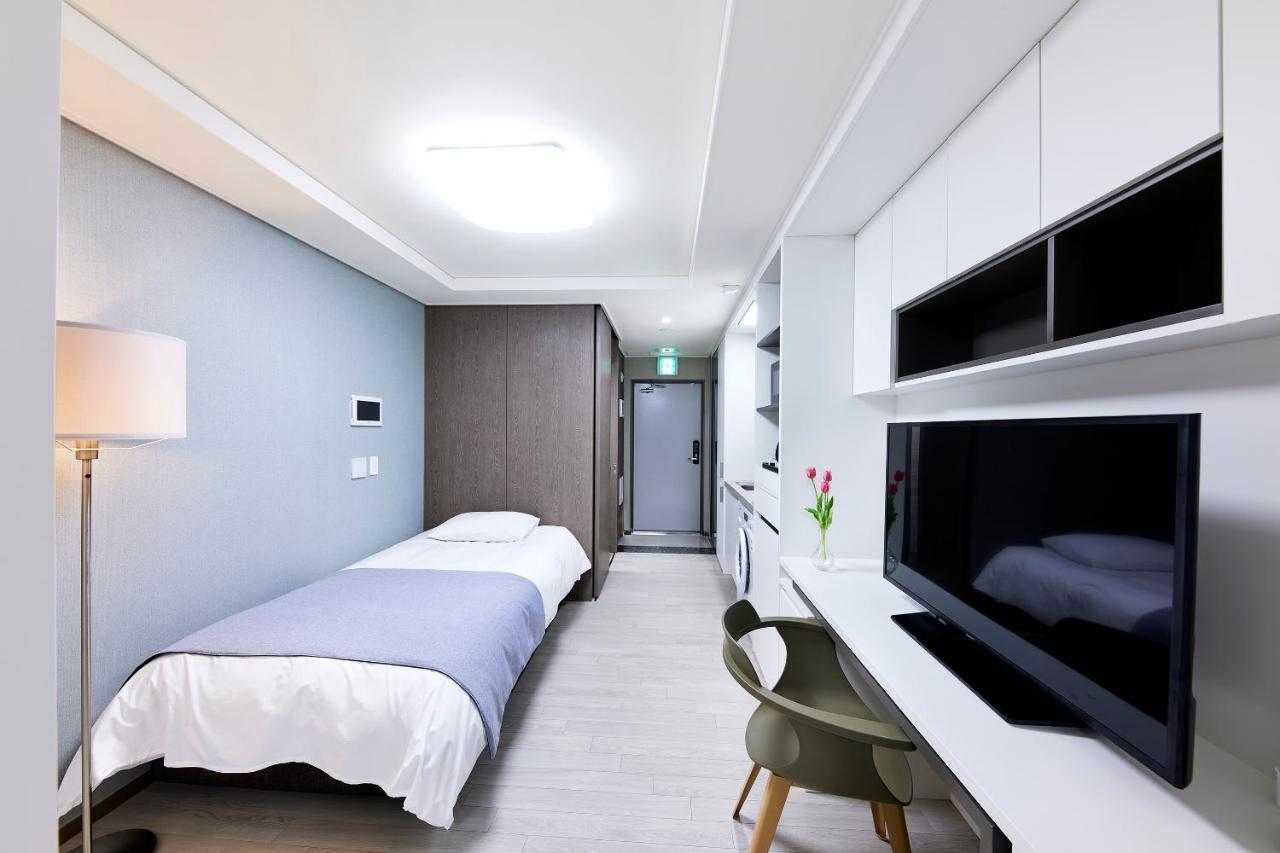 Bridge Residence Hotel Seogwipo Exterior foto
