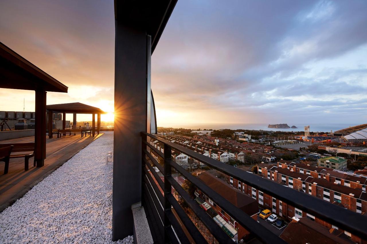 Bridge Residence Hotel Seogwipo Exterior foto